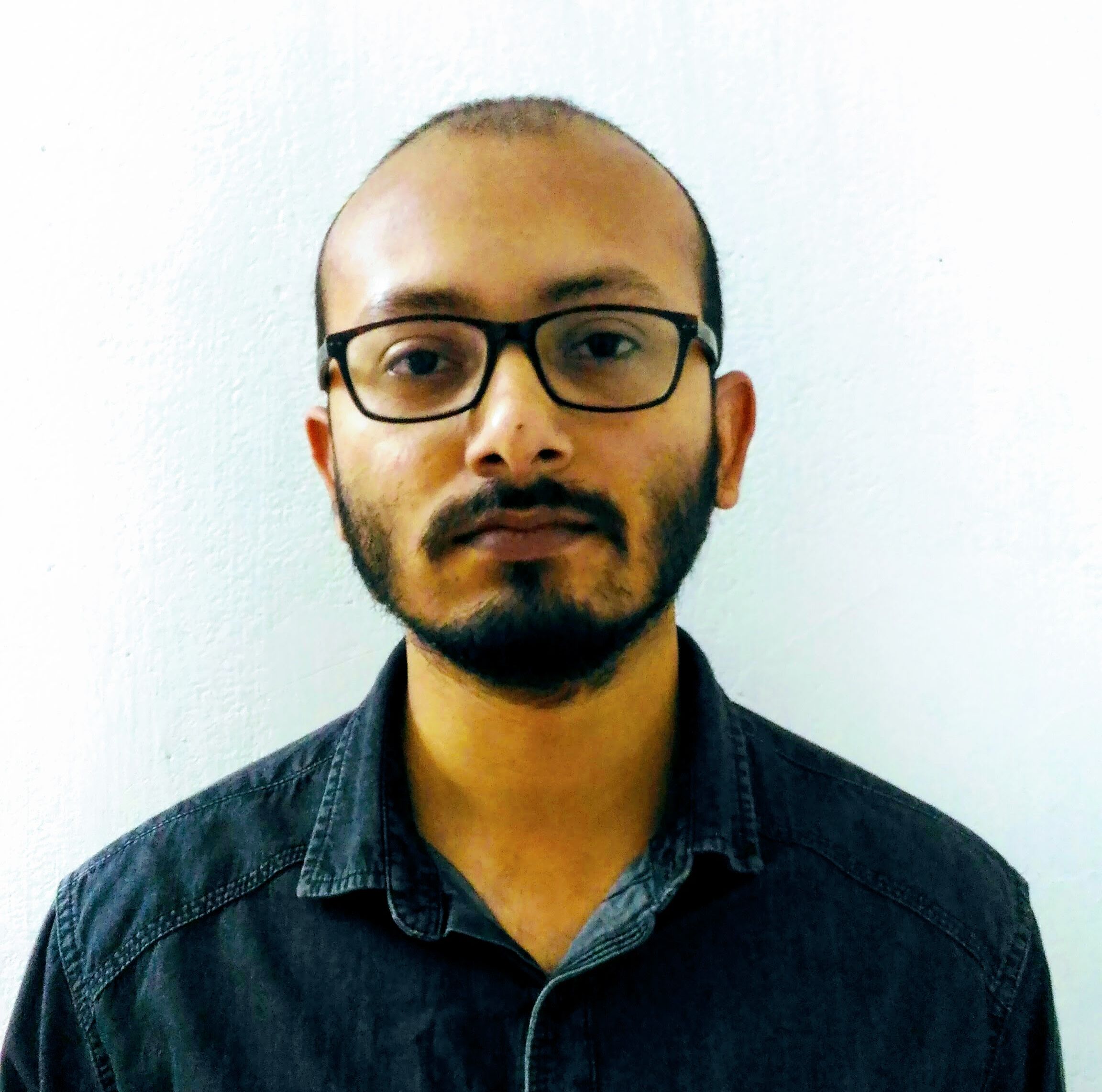 1821cs18 passport photo